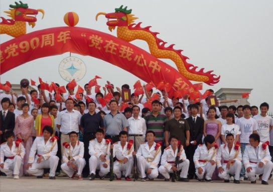 【讲习所·中国与世界】全球从这组数据中感受中国超大规模市场、韧性强、长期前景……
